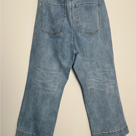 Women’s Cabi Palm Beach Wide Leg Crop Denim Jeans - Picture 4 of 4
